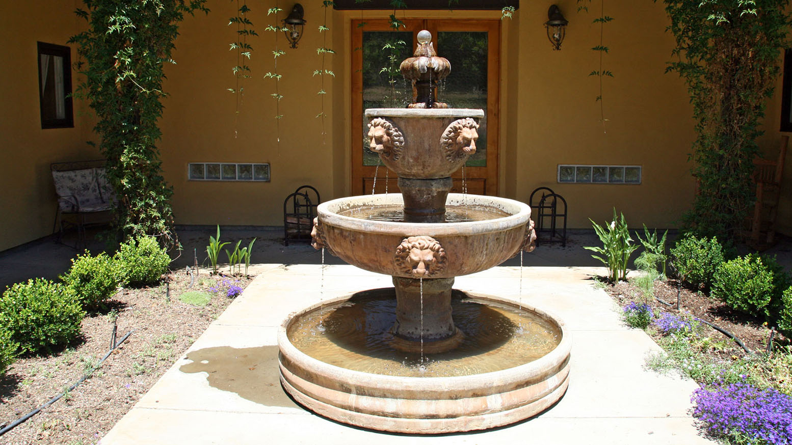 Villa Destino Fountain