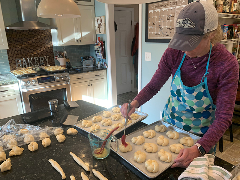 Jenny puts on finishing touches to Hulda’s Swedish Baked Goods